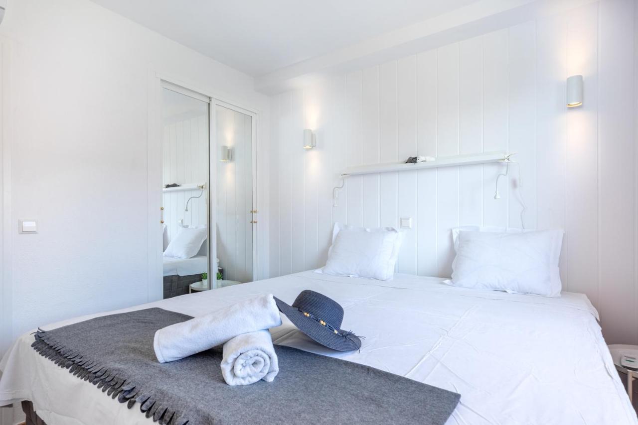 Beachfront Seaview Apartment In Los Boliches By Costarentals - Ref 141 Fuengirola Exterior foto